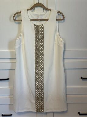 NWT Pappagallo White Sleeveless Shift Dress with Gold Trim